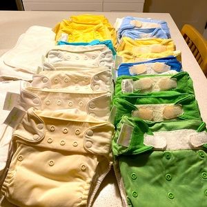 Lot of 19 BumGenius Cloth Diapers